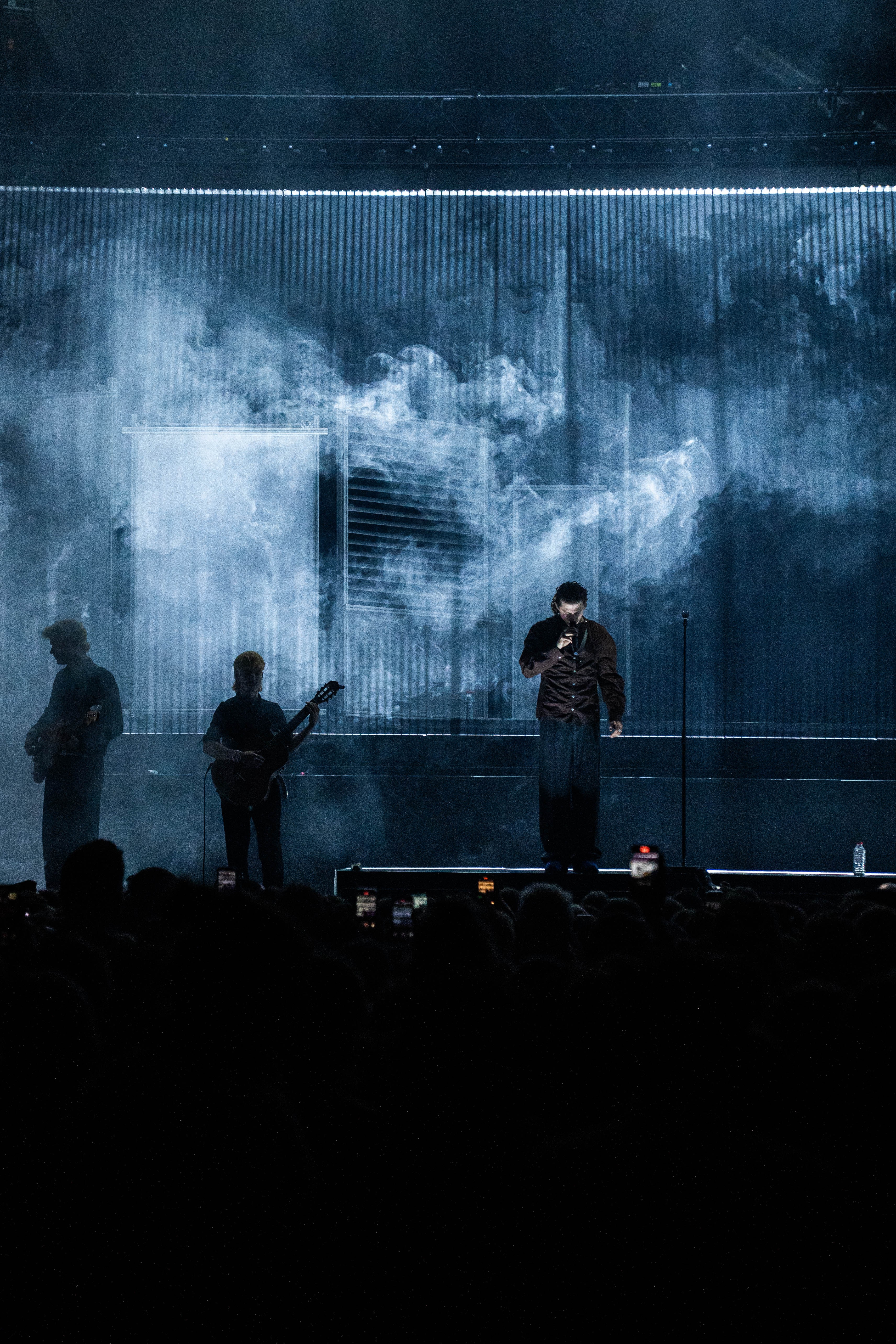 **Berq Live: A Night of Light, Shadows, and Unforgettable Magic**